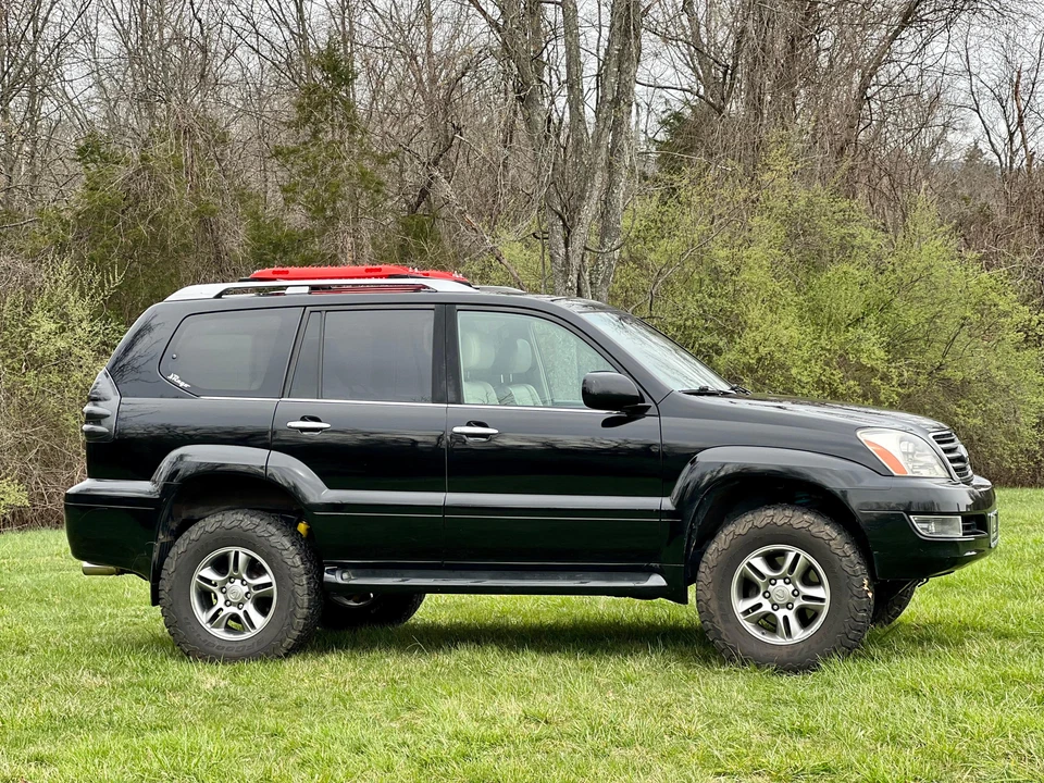 2009 Lexus GX 1st Gen - Image 23 of 31