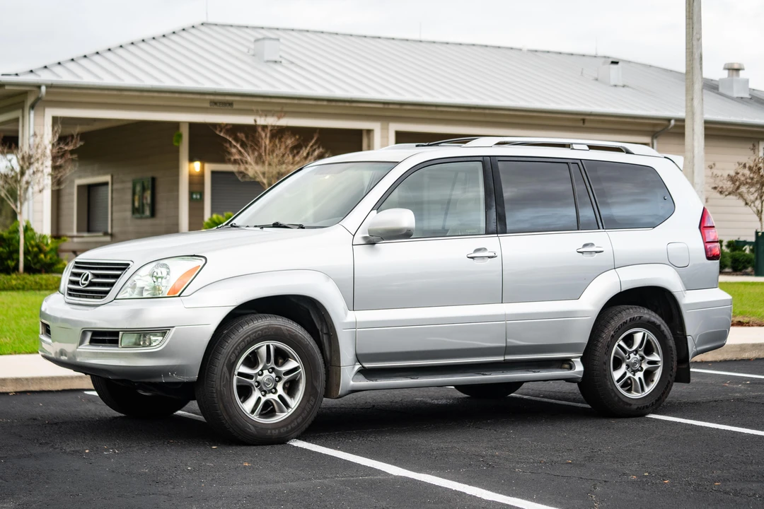 2009 Lexus GX 1st Gen - Image 9 of 31