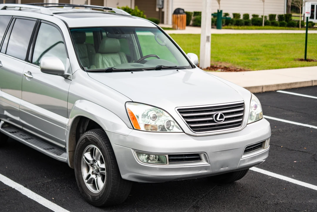 2009 Lexus GX 1st Gen - Image 29 of 31