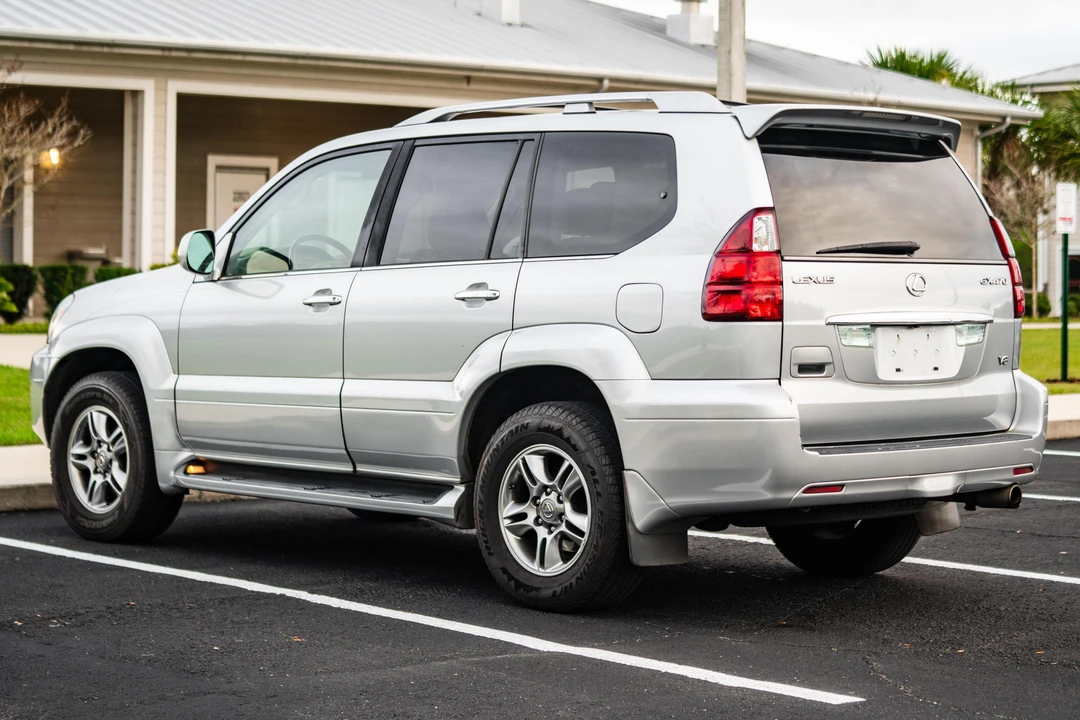 2009 Lexus GX 1st Gen - Image 4 of 31