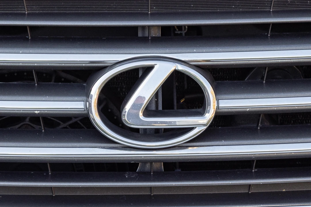 2009 Lexus GX 1st Gen - Image 14 of 31