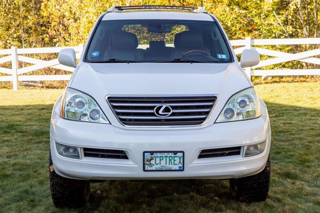 2009 Lexus GX 1st Gen - Image 2 of 31