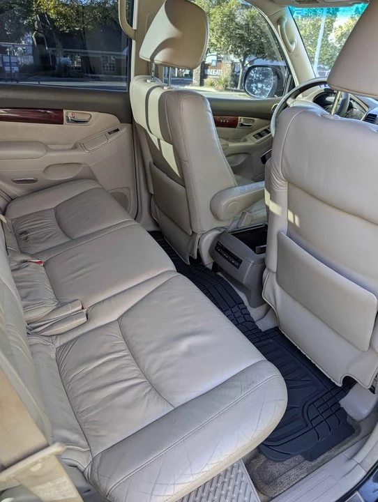 2009 Lexus GX 1st Gen - Image 8 of 9
