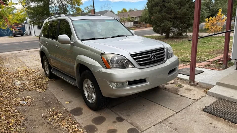 2009 Lexus GX 1st Gen - Image 3 of 16