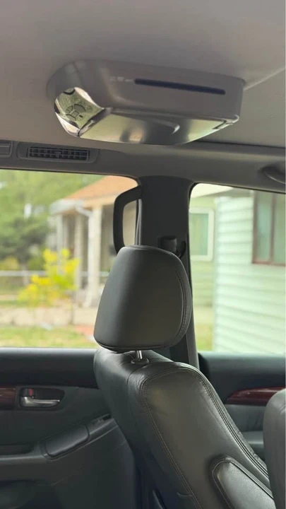 2009 Lexus GX 1st Gen - Image 6 of 16