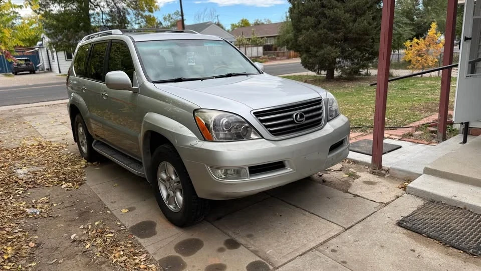 2009 Lexus GX 1st Gen - Image 9 of 16