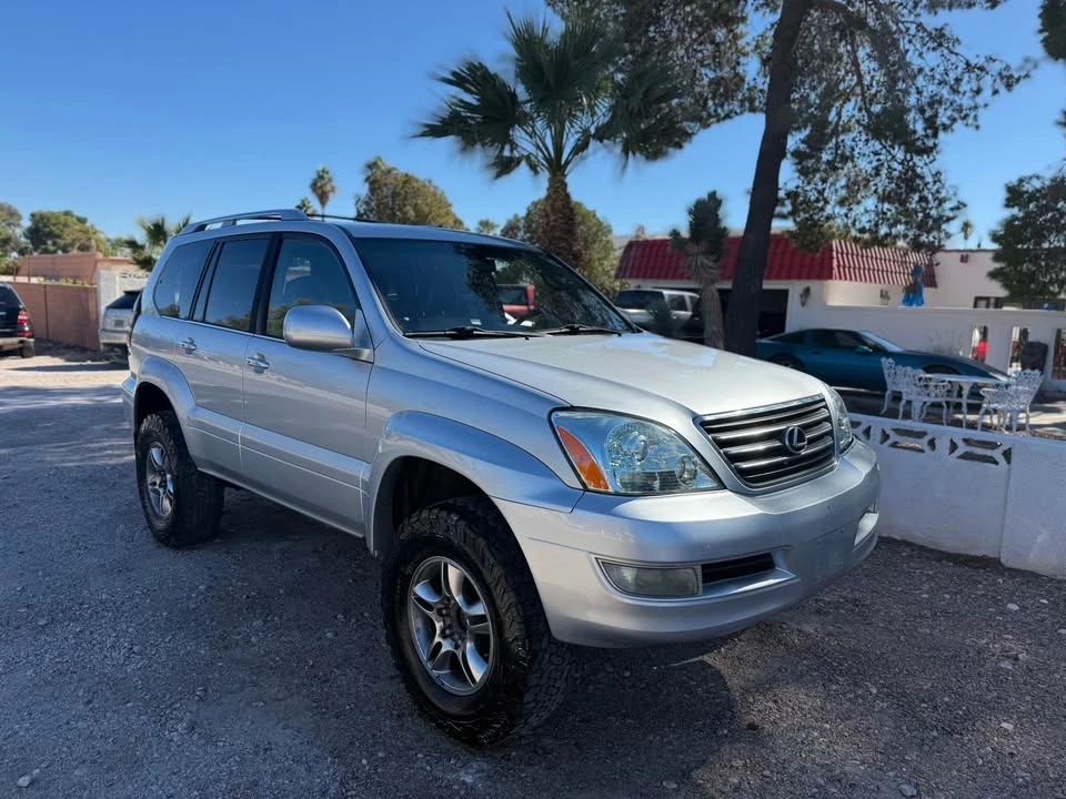 2009 Lexus GX 2nd Gen - Image 2 of 9