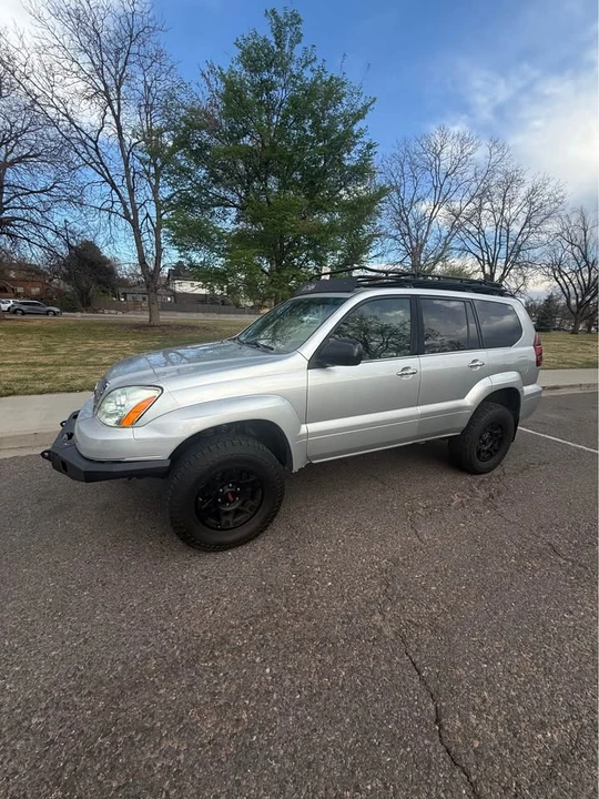 2009 Lexus GX 1st Gen - Image 16 of 17