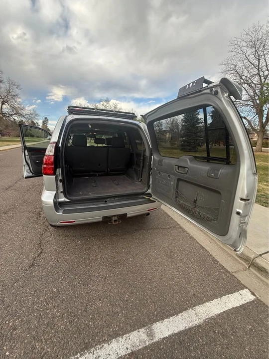 2009 Lexus GX 1st Gen - Image 8 of 17