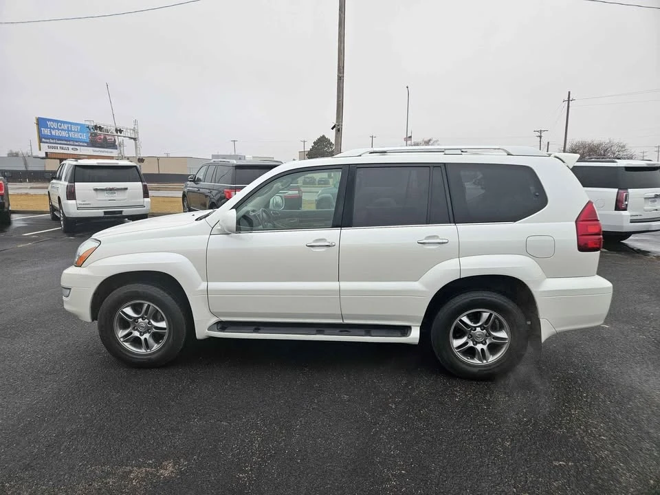 2009 Lexus GX 1st Gen - Image 2 of 20