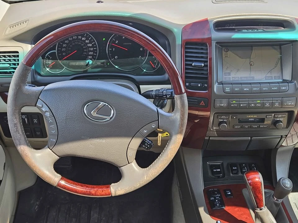 2009 Lexus GX 1st Gen - Image 19 of 20