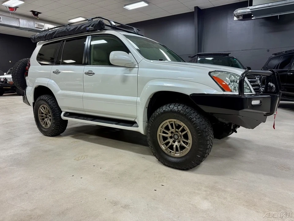 2009 Lexus GX 1st Gen - Image 11 of 12