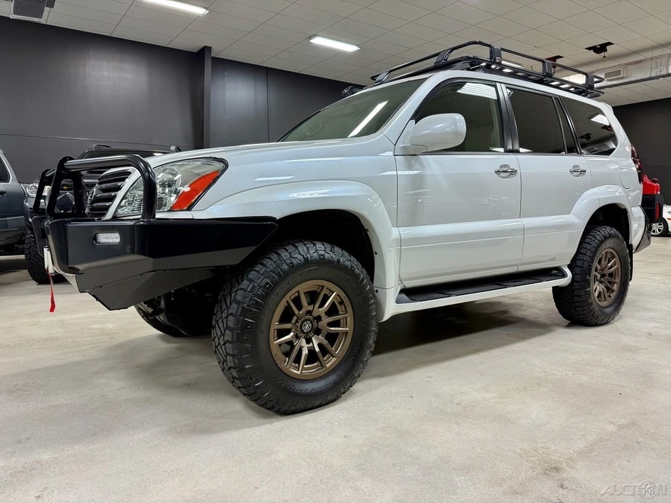 2009 Lexus GX 1st Gen - Image 4 of 12