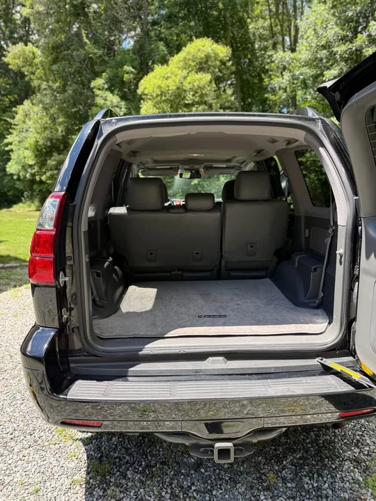 2009 Lexus GX 1st Gen - Image 3 of 20