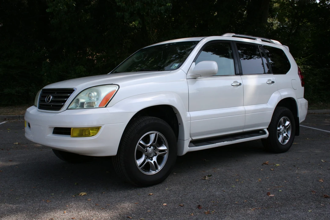 2009 Lexus GX 1st Gen - Image 26 of 31