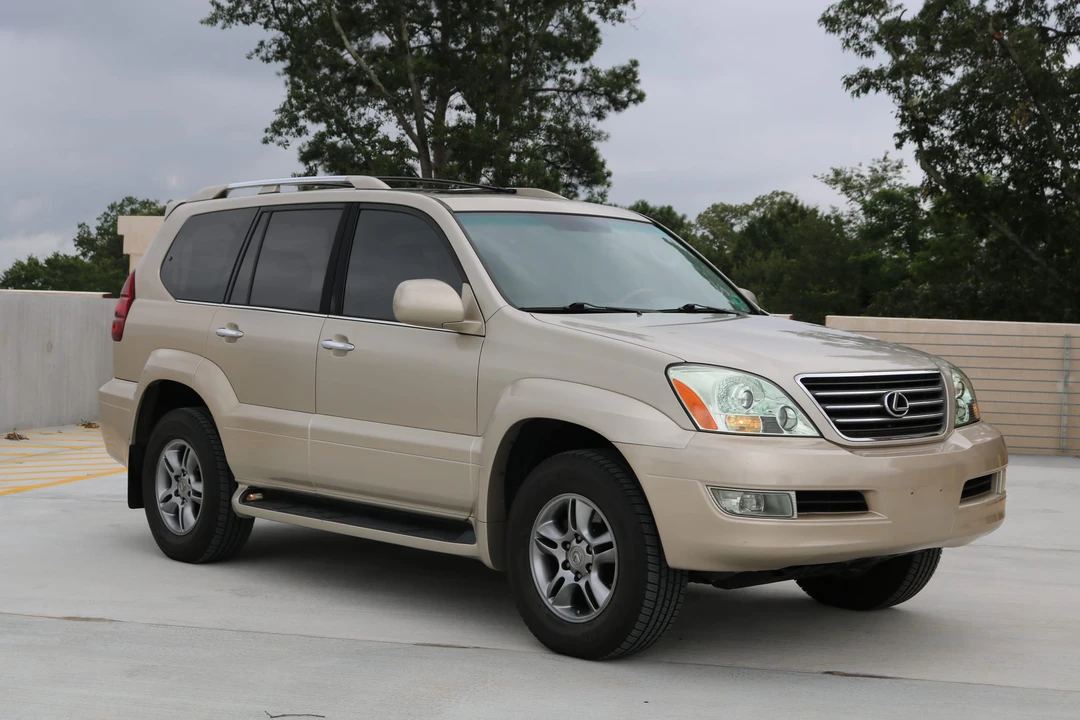 2009 Lexus GX 1st Gen - Image 16 of 31
