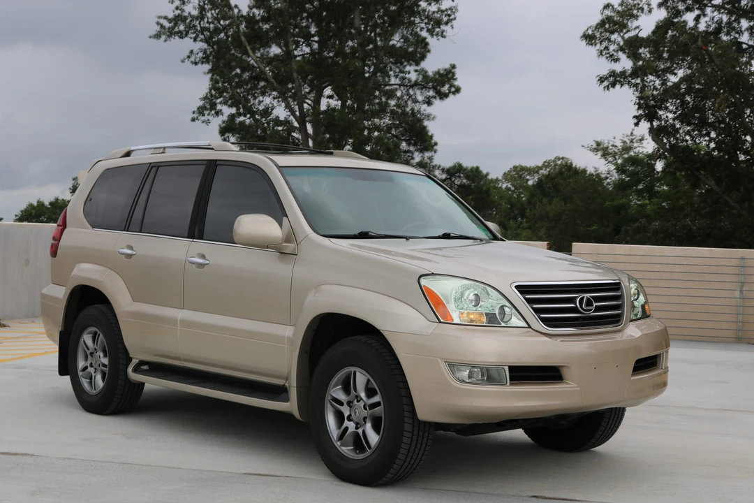 2009 Lexus GX 1st Gen - Image 18 of 31