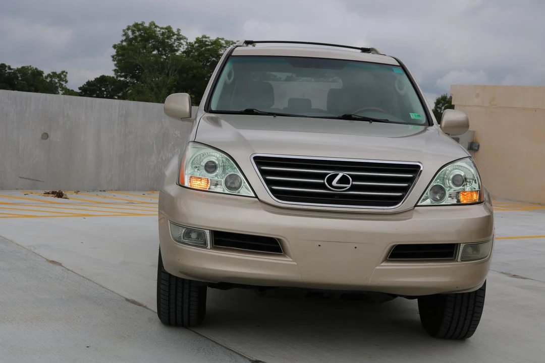 2009 Lexus GX 1st Gen - Image 9 of 31