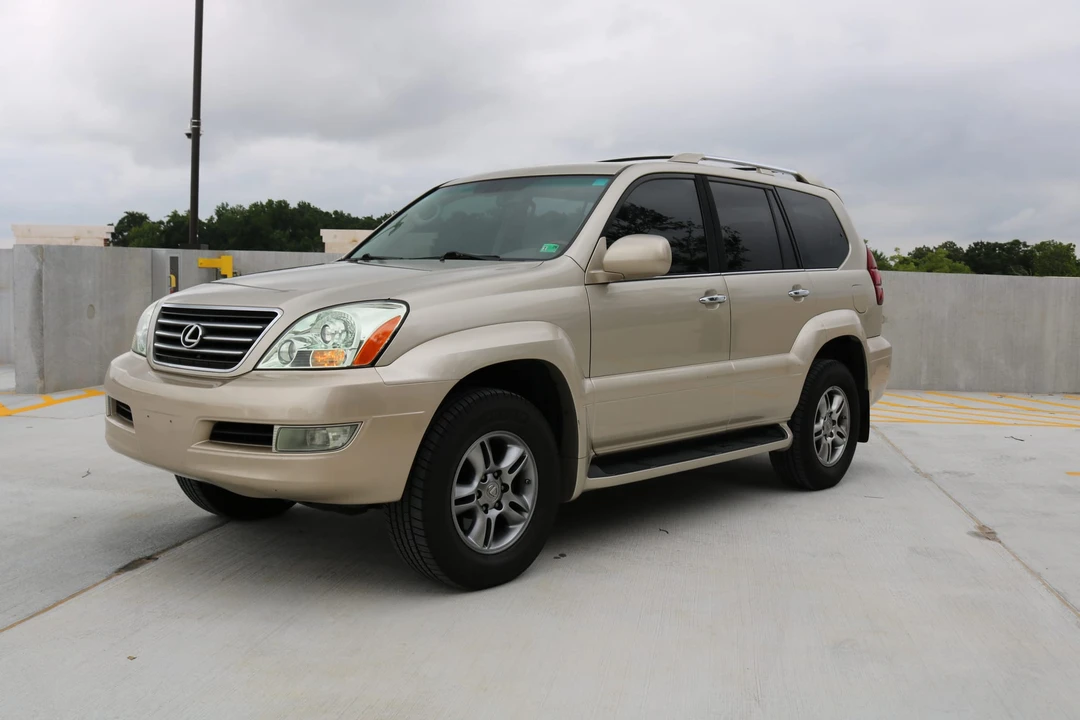 2009 Lexus GX 1st Gen - Image 3 of 31