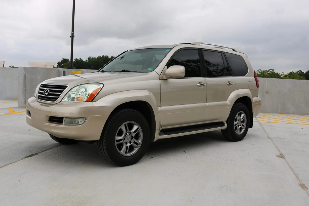 2009 Lexus GX 1st Gen - Image 4 of 31