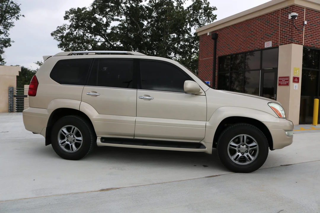 2009 Lexus GX 1st Gen - Image 21 of 31