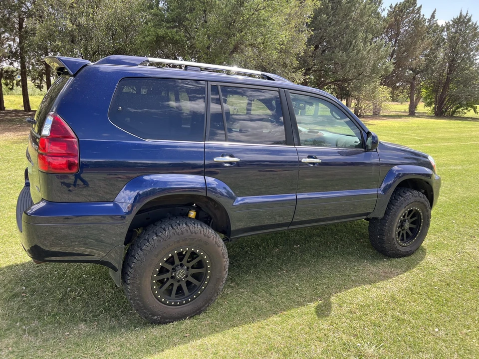2009 Lexus GX 1st Gen - Image 22 of 31