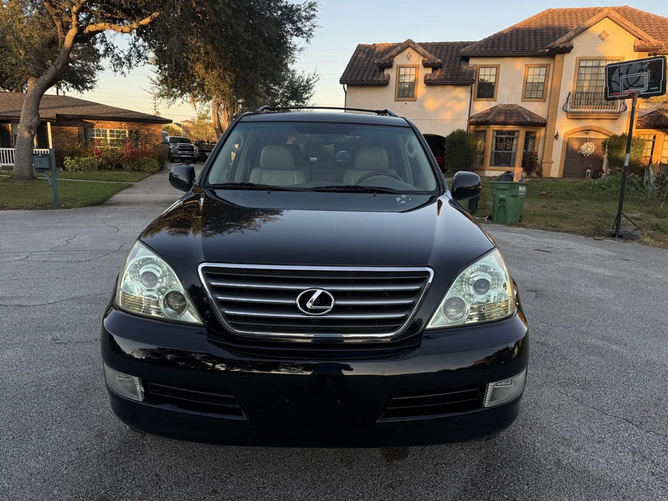 2009 Lexus GX 1st Gen - Image 2 of 31