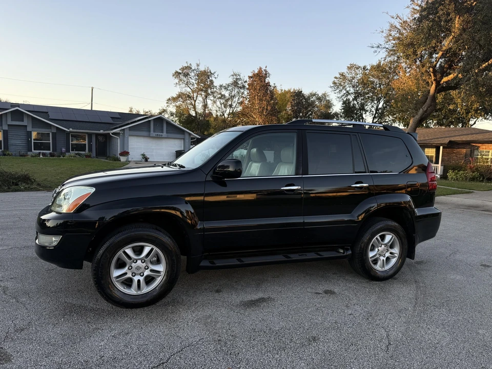 2009 Lexus GX 1st Gen - Image 13 of 31