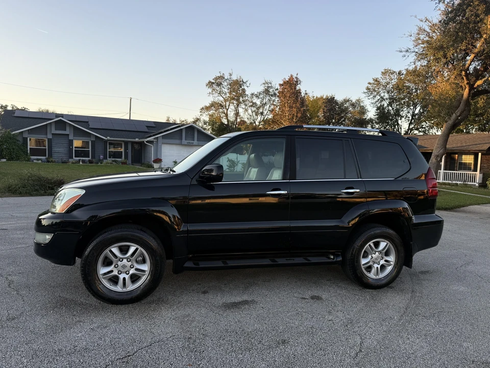 2009 Lexus GX 1st Gen - Image 14 of 31