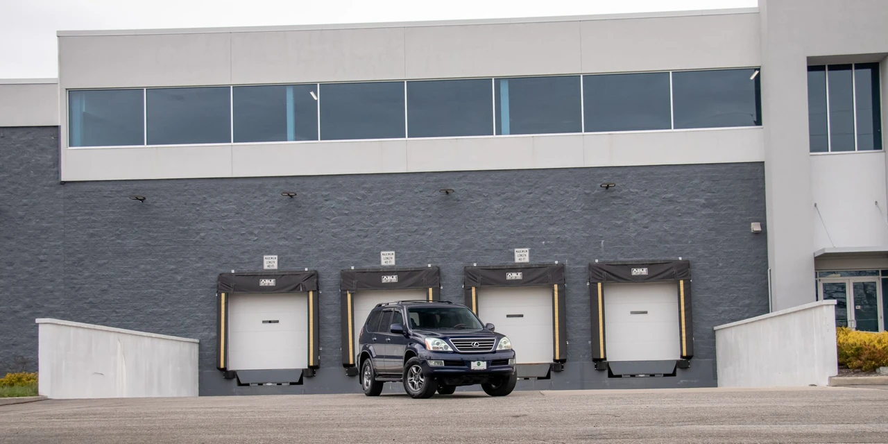 2009 Lexus GX 1st Gen - Image 15 of 31