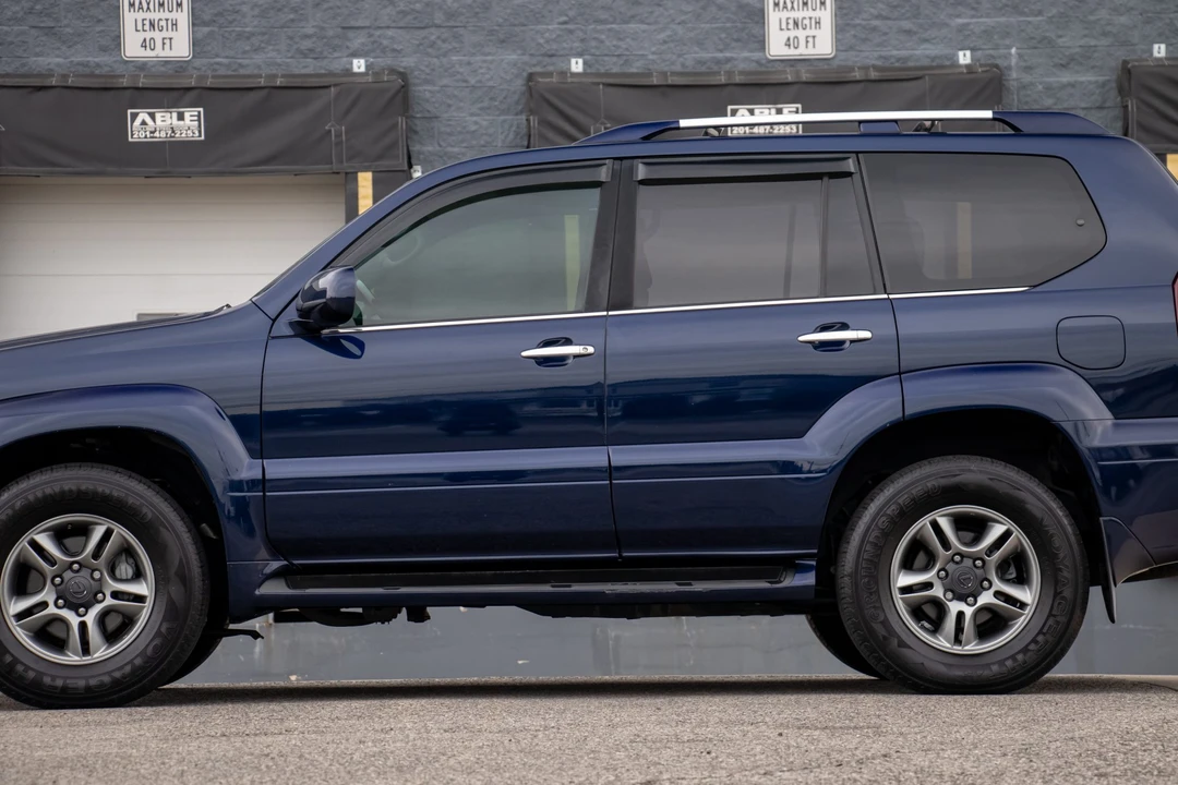 2009 Lexus GX 1st Gen - Image 26 of 31