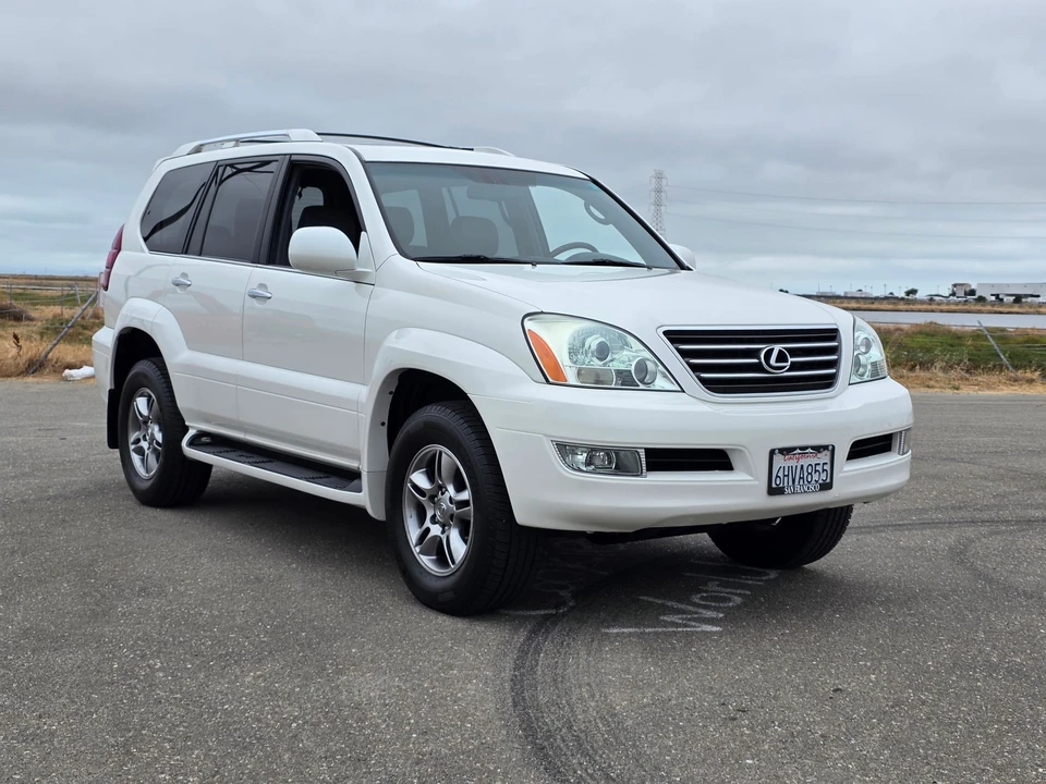 2009 Lexus GX 1st Gen - Image 2 of 31
