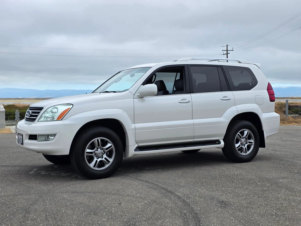2009 Lexus GX 1st Gen - Image 8 of 31