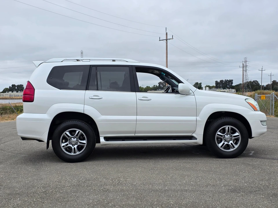 2009 Lexus GX 1st Gen - Image 22 of 31