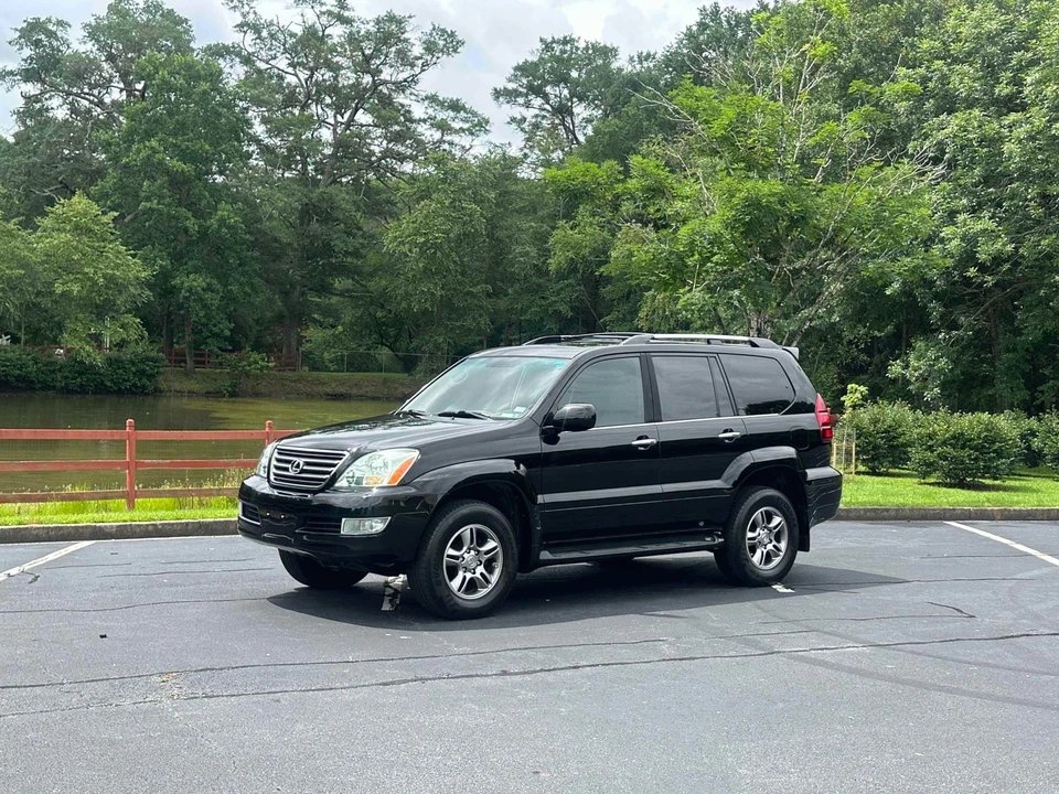 2009 Lexus GX 1st Gen - Image 2 of 31