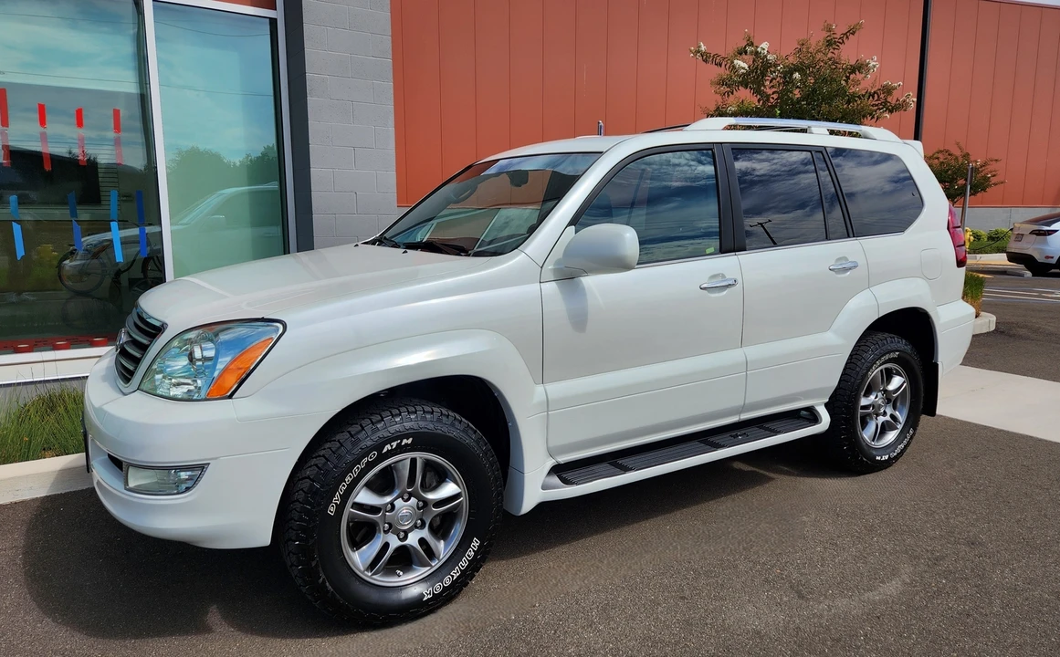 2009 Lexus GX 1st Gen - Image 11 of 31