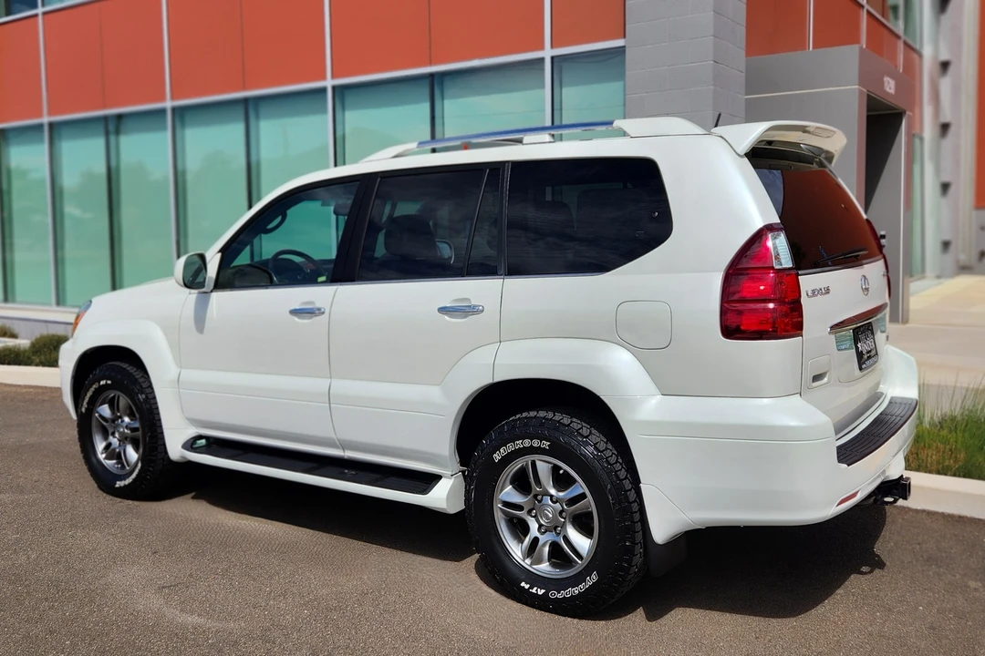 2009 Lexus GX 1st Gen - Image 17 of 31