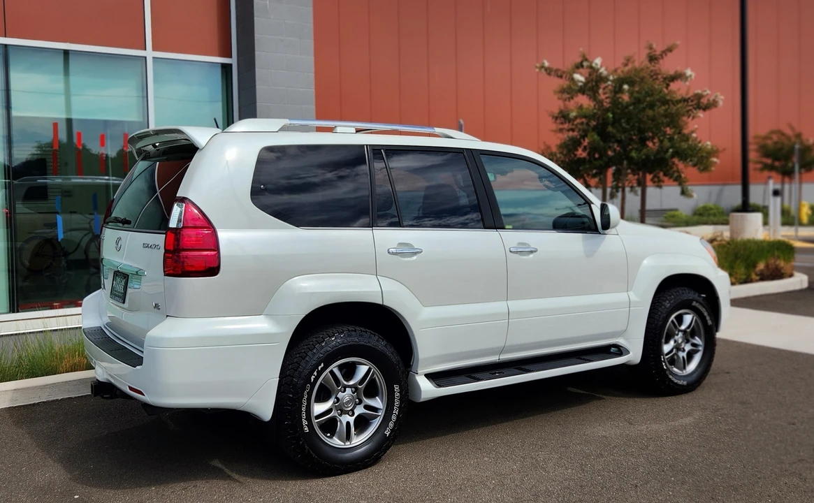2009 Lexus GX 1st Gen - Image 27 of 31