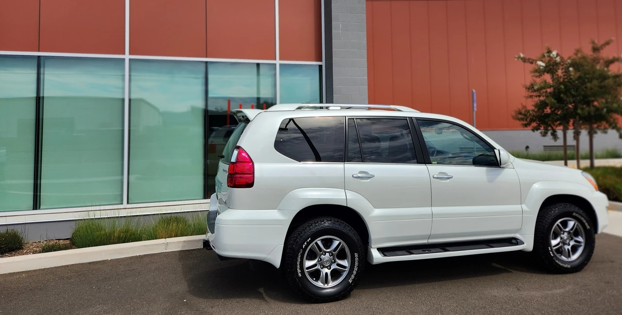 2009 Lexus GX 1st Gen - Image 30 of 31