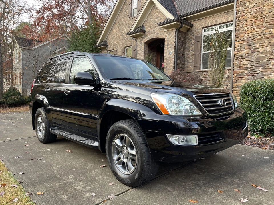 2009 Lexus GX 1st Gen - Image 8 of 31