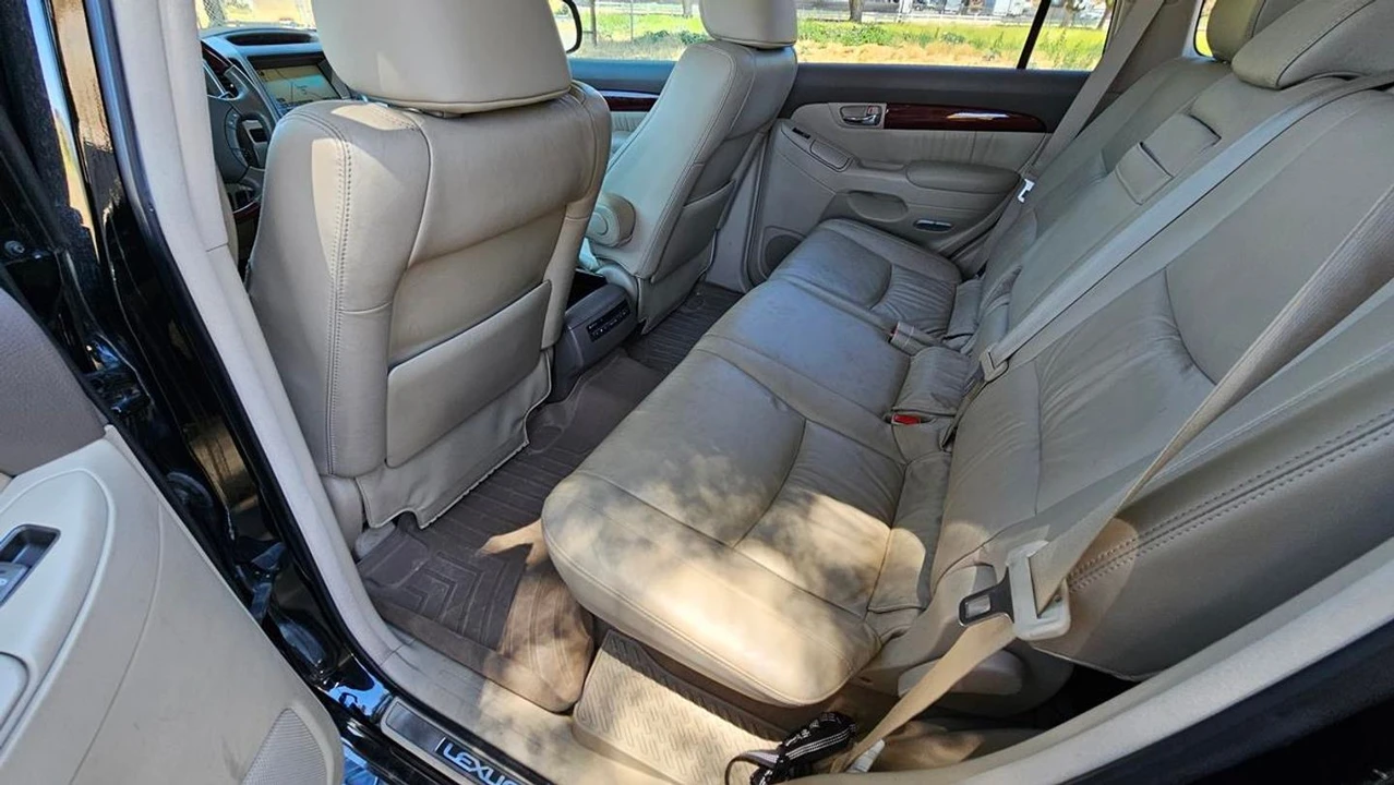 2009 Lexus GX 1st Gen - Image 16 of 21