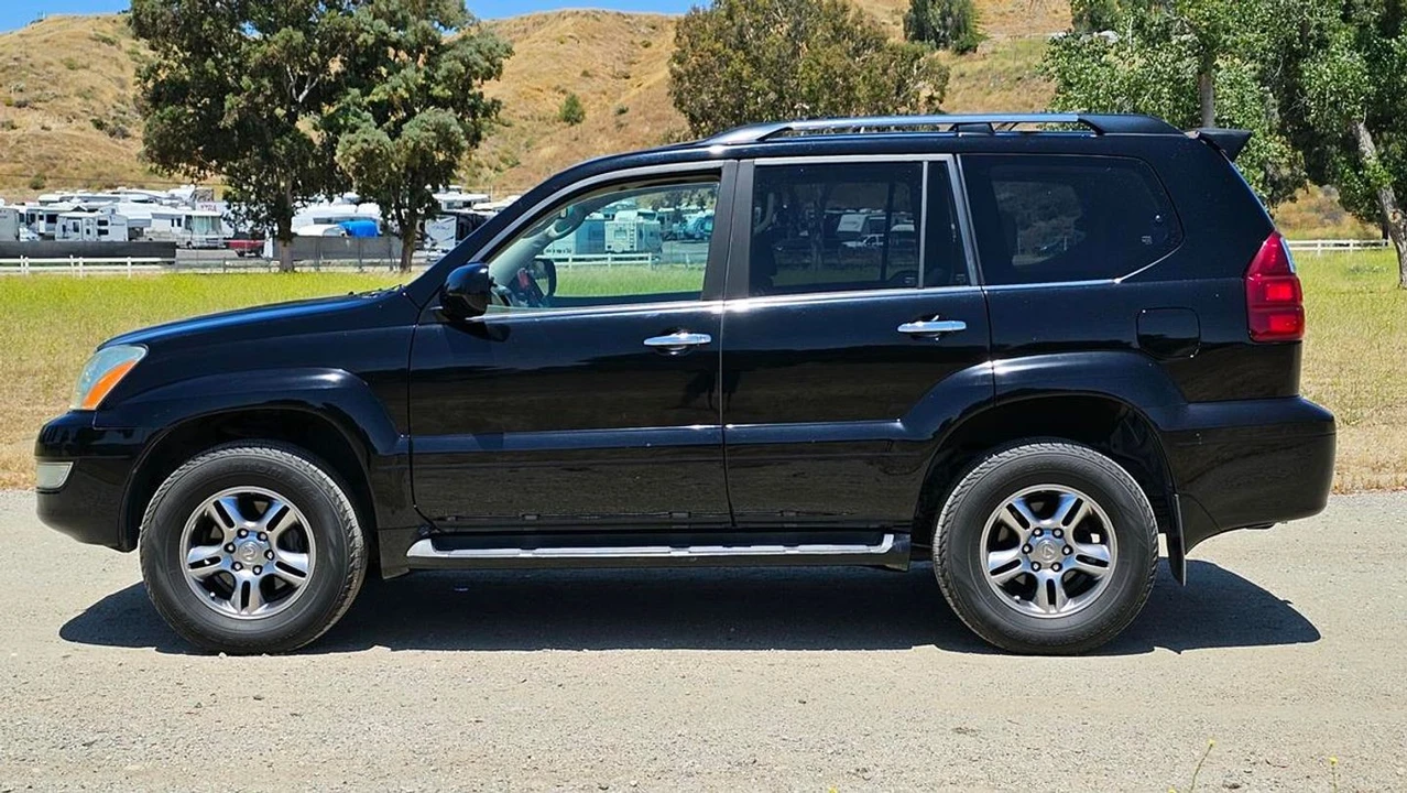 2009 Lexus GX 1st Gen - Image 12 of 21