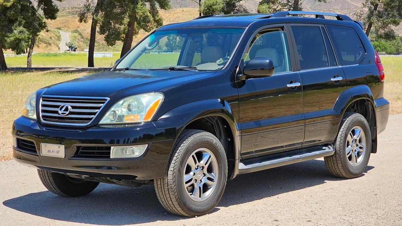 2009 Lexus GX 1st Gen - Image 2 of 12