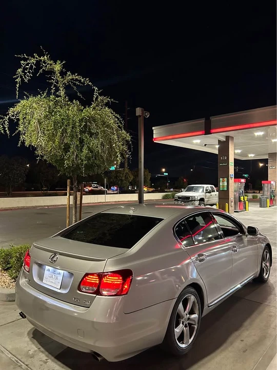 2009 Lexus GS 3rd Gen - Image 4 of 10