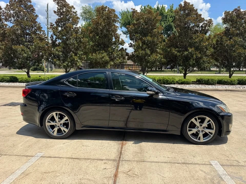 2009 Lexus IS 2nd Gen - Image 6 of 13