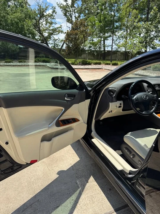 2009 Lexus IS 2nd Gen - Image 12 of 13
