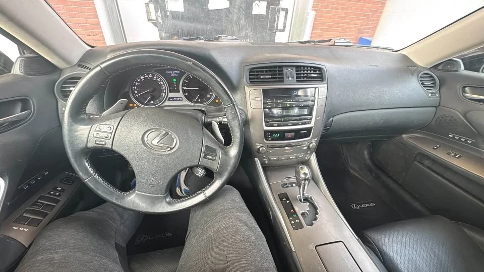 2009 Lexus IS 2nd Gen - Image 5 of 15