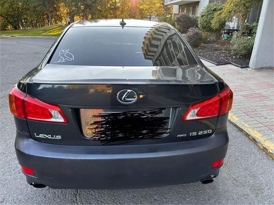 2009 Lexus IS 2nd Gen - Image 2 of 6