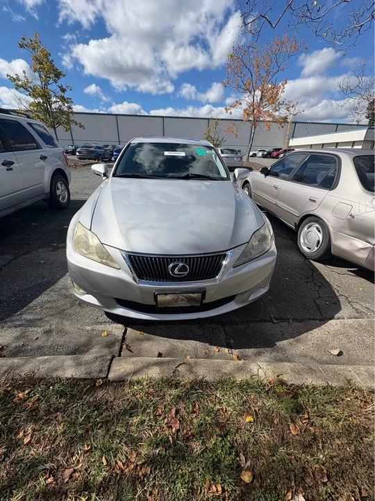 2009 Lexus IS 2nd Gen - Image 2 of 5