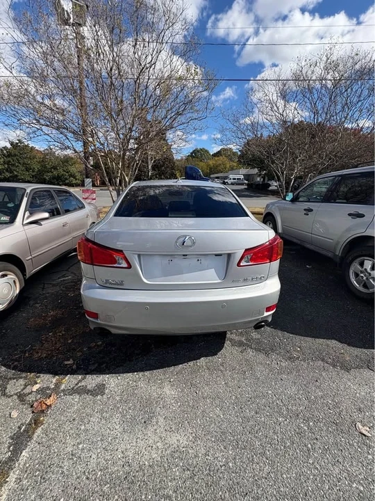 2009 Lexus IS 2nd Gen - Image 4 of 5